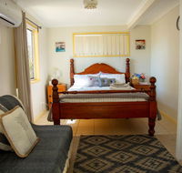 Zen Escape Guest House - Tourism Cairns