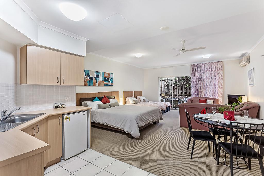 Shoal Bay NSW Tourism Cairns