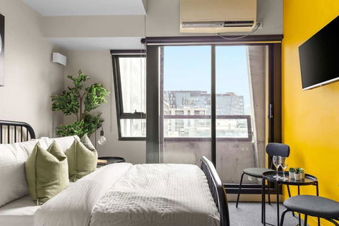 A Cozy Studio Near The University Of Melbourne - Tourism Cairns 0