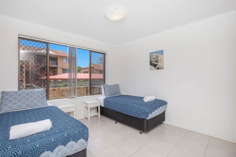 Absolute Beachfront Apartment! - Tourism Cairns 2