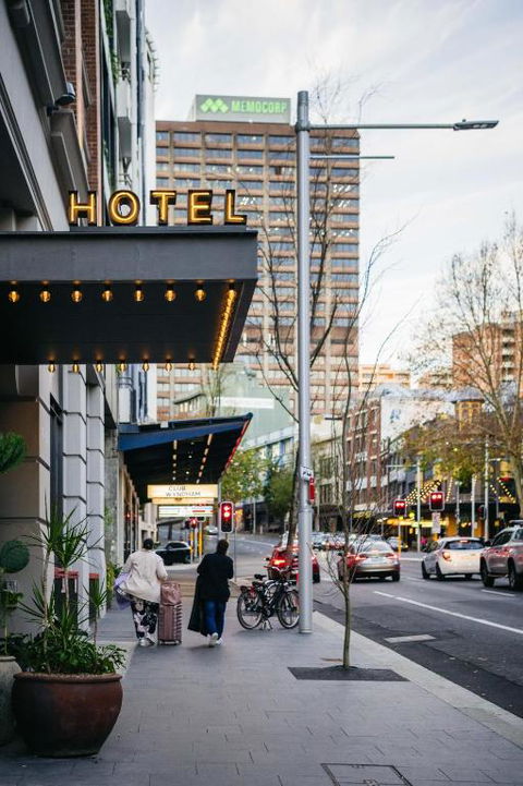 Ace Hotel Sydney - Tourism Cairns 3
