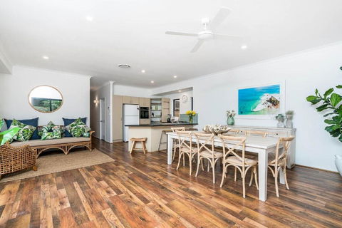 A Perfect Stay - Julian Rocks House - Tourism Cairns 1