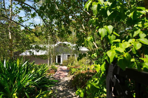 Annecy House - Tourism Cairns 4