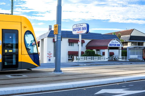 Southport Motel & Apartments - Tourism Cairns 1