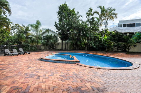 Southport Motel & Apartments - Tourism Cairns 8