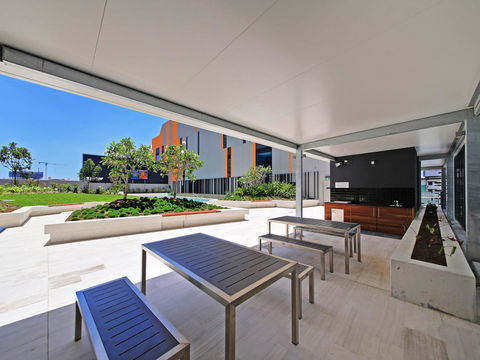 M&A Apartments - Tourism Cairns 2