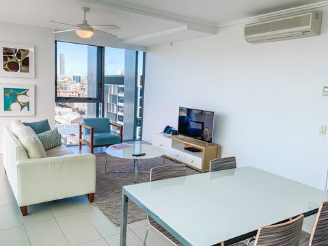 M&A Apartments - Tourism Cairns 11