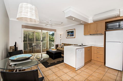 Port Douglas Apartments - Adults Only Oasis - Tourism Cairns 37