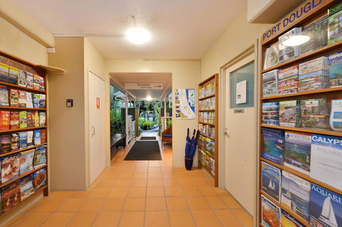 Port Douglas Apartments - Adults Only Oasis - Tourism Cairns 10
