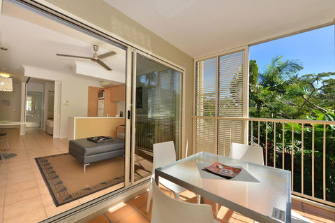 Port Douglas Apartments - Adults Only Oasis - Tourism Cairns 5