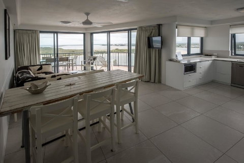 Centrepoint Apartments Caloundra - Tourism Cairns 21