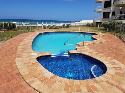 Mykonos Apartments - Tourism Cairns 22