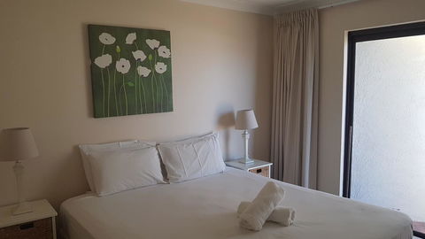 Mykonos Apartments - Tourism Cairns 7