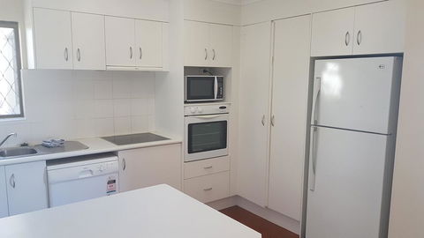 Mykonos Apartments - Tourism Cairns 5