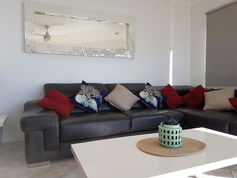 Mykonos Apartments - Tourism Cairns 23