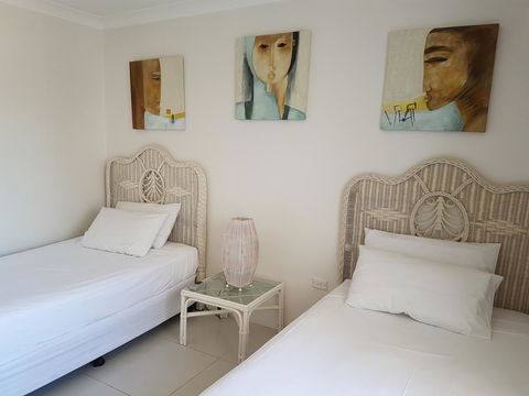 Mykonos Apartments - Tourism Cairns 15