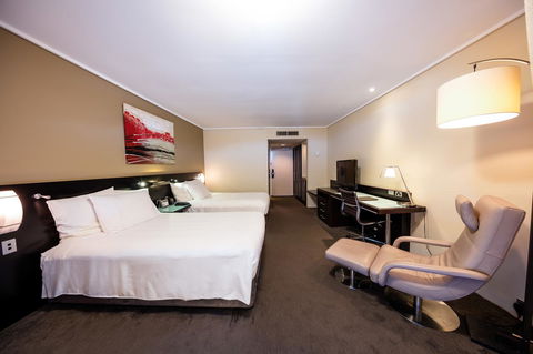 Hilton Cairns - Tourism Cairns 32