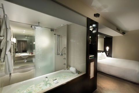 Hilton Cairns - Tourism Cairns 19