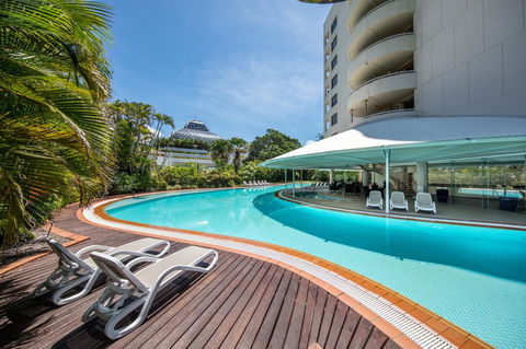 Hilton Cairns - Tourism Cairns 13