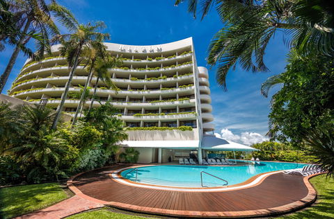 Hilton Cairns - Tourism Cairns 0