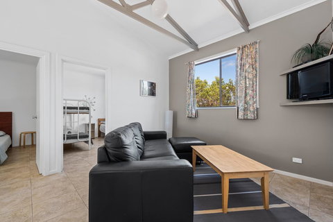 Kangaroo Island - Island Beach Shack - Tourism Cairns 7