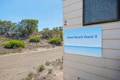 Kangaroo Island - Island Beach Shack - Tourism Cairns 4