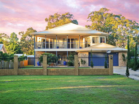 Waterfront At White Patch - Tourism Cairns 2