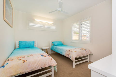Lowset Sweetie, Central To Everything - Partridge St, Bongaree - Tourism Cairns 7