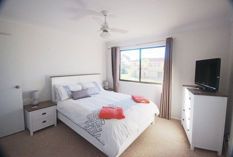 Cloud 8 On Welsby - Tourism Cairns 24