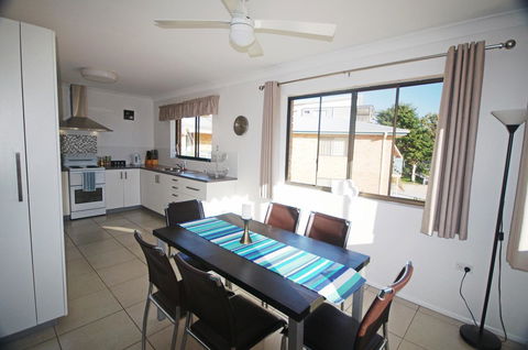 Cloud 8 On Welsby - Tourism Cairns 4