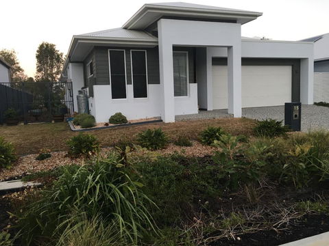 Modern Beach Villa - Tourism Cairns 2