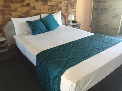 Bribie Waterways Motel - Tourism Cairns 11