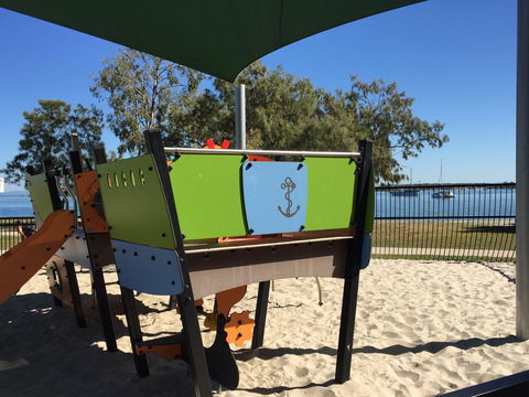 Bribie Waterways Motel - Tourism Cairns 23