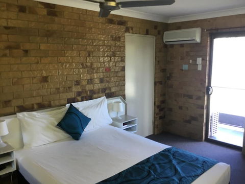 Bribie Waterways Motel - Tourism Cairns 16