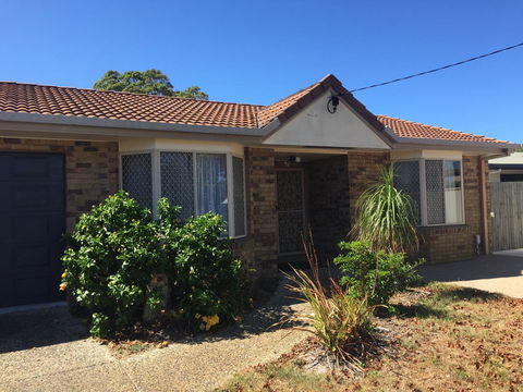 The Woorim Beach House - Tourism Cairns 1