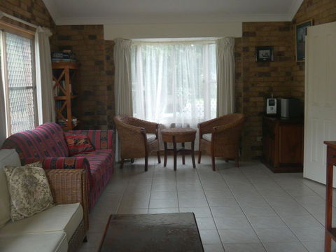 The Woorim Beach House - Tourism Cairns 6