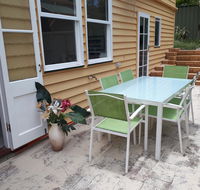 Retro Beach Flat - Tourism Cairns