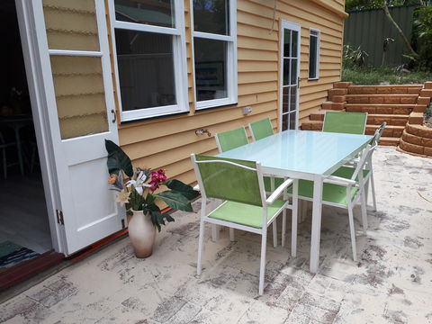 Retro Beach Flat - Tourism Cairns 0