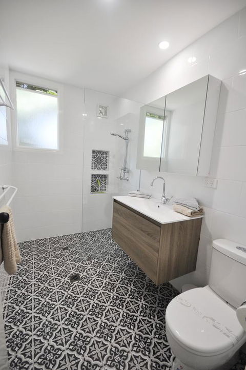 Retro Beach Flat - Tourism Cairns 6