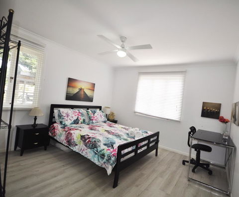 Retro Beach Flat - Tourism Cairns 5