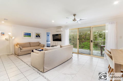 Immaculate Spacious Second Floor Unit Overlooking Pristine Parklands - Tourism Cairns 3