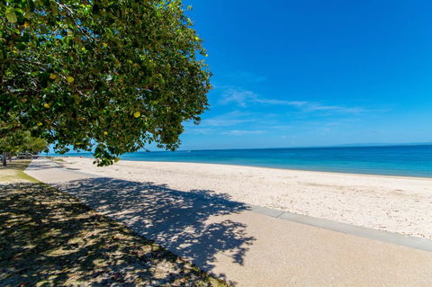 Lowset, Pet Friendly Cottage - Sunset Ave, Bongaree - Tourism Cairns 11