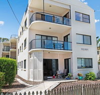 Quiet location across from waterfront - South Esp Bongaree - Tourism Cairns