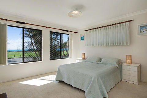 Walk To Surf Beach - Ground Floor Apartment - Bribie Horizons Boyd St, Woorim - Tourism Cairns 15