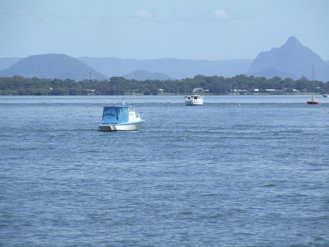 Spacious Family Unit With Incredible Views. - Tourism Cairns 3