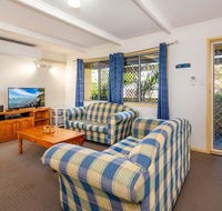 Pet Friendly Cottage in the Heart of Bribie - Wirraway St Bongaree - Tourism Cairns