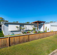 Fabulous Family Destination in Paradise Parade Bongaree - Tourism Cairns