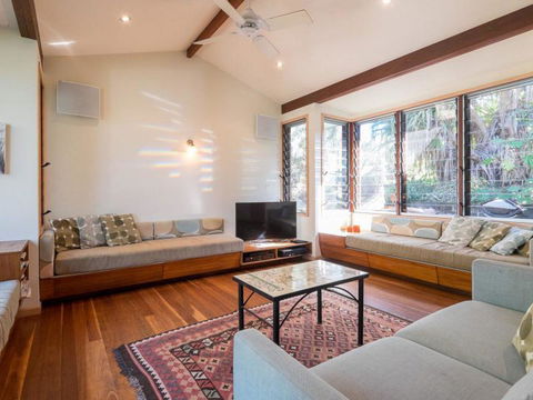 Laguna House - Tourism Cairns 4