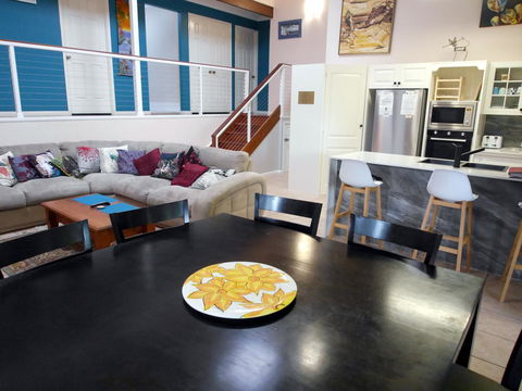 Gone Fishin - Tourism Cairns 2