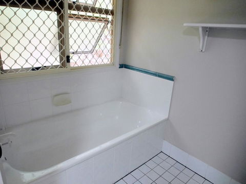 Gone Fishin - Tourism Cairns 17